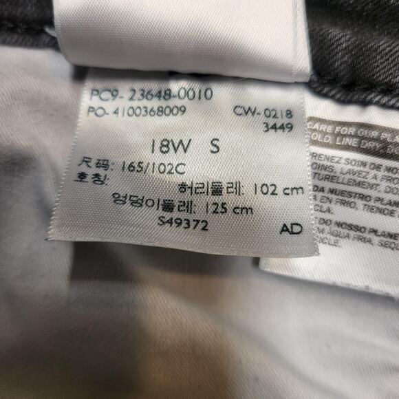 Levis 414 Jeans Womens 18W Black Gray Classic Straight Stretch Denim Plus Short - Picture 5 of 11